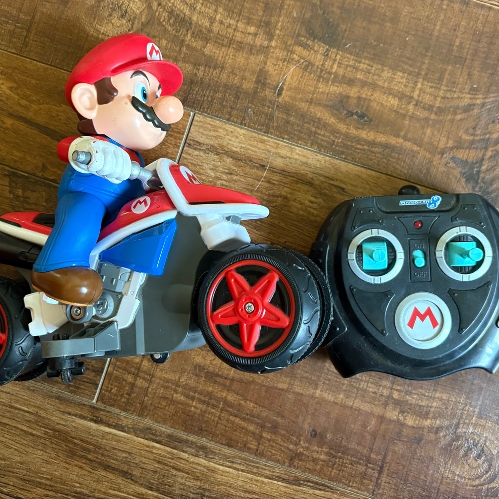 Nintendo Mario RC Motorcycle - Red and Blue